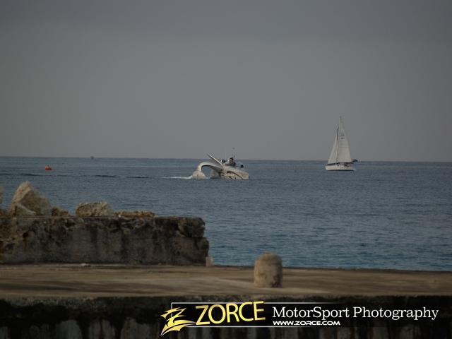070845@Zorce-Earthrace.jpg