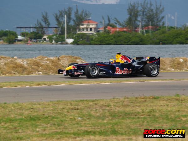 ZORCE-RB-F1-JAMAICA-32948.jpg