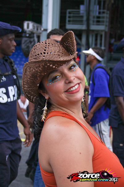 20113504-ZORCE.jpg