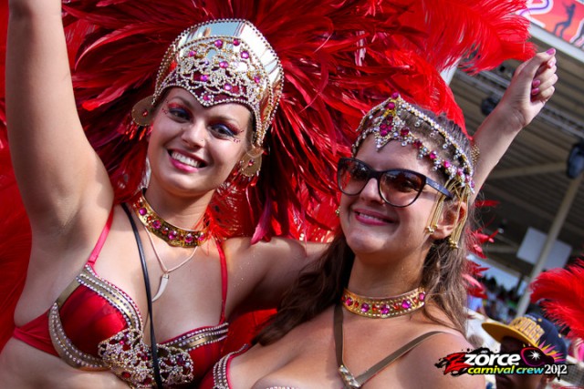 21103305-ZORCE.jpg