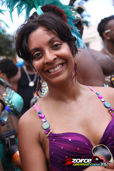 21154132-ZORCE.jpg